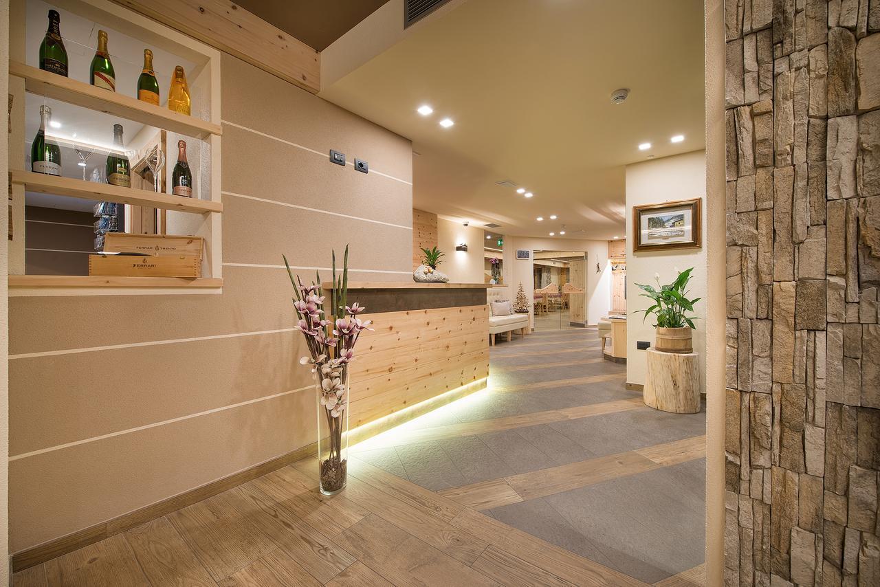 Hotel Silvestri Livigno Exterior photo