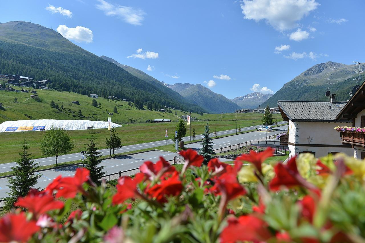 Hotel Silvestri Livigno Exterior photo